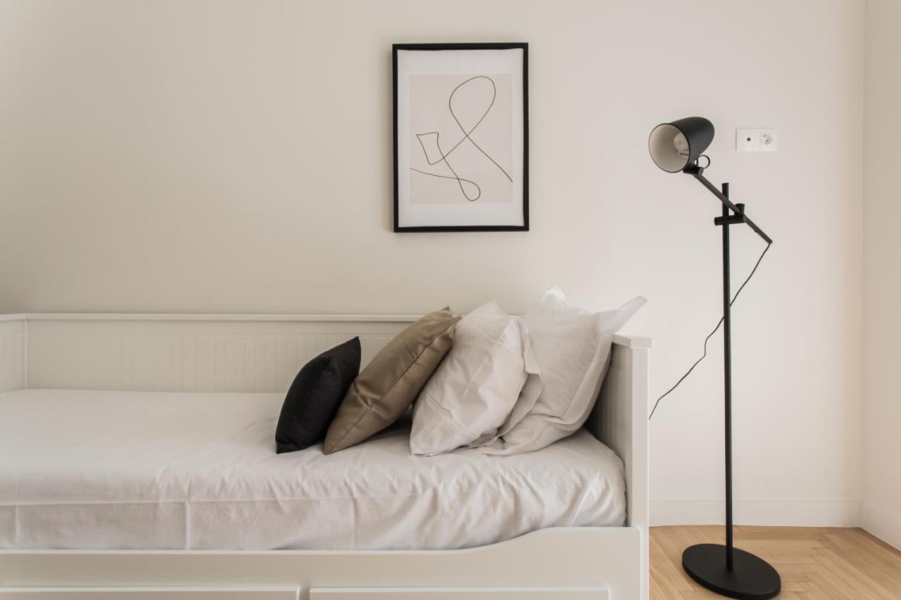 Spectacular 3Br Apartment In Pangrati By Upstreet เอเธนส์ ภายนอก รูปภาพ